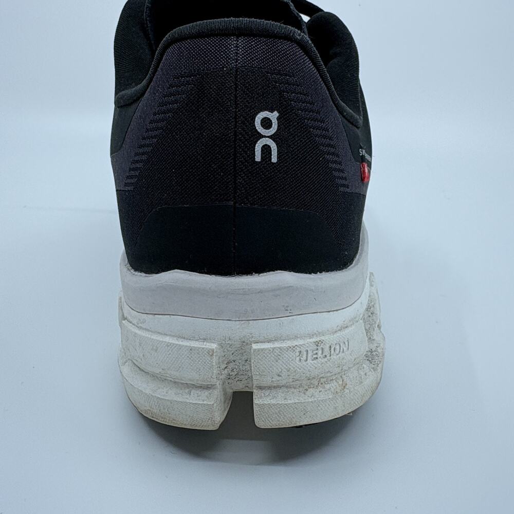 On Cloud Men Running Shoes Black White Swiss Engineering Sneakers US 11 Used - Picture 9 of 16